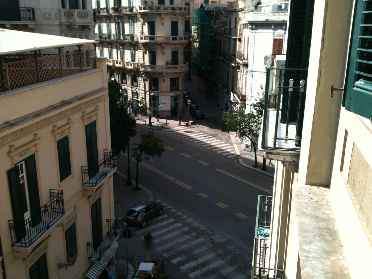 Bed and Breakfast La Casa Di Zoe - Locazioni Turistiche Palermo Exterior foto