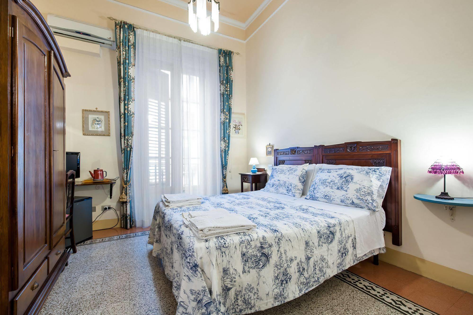 Bed and Breakfast La Casa Di Zoe - Locazioni Turistiche Palermo Exterior foto