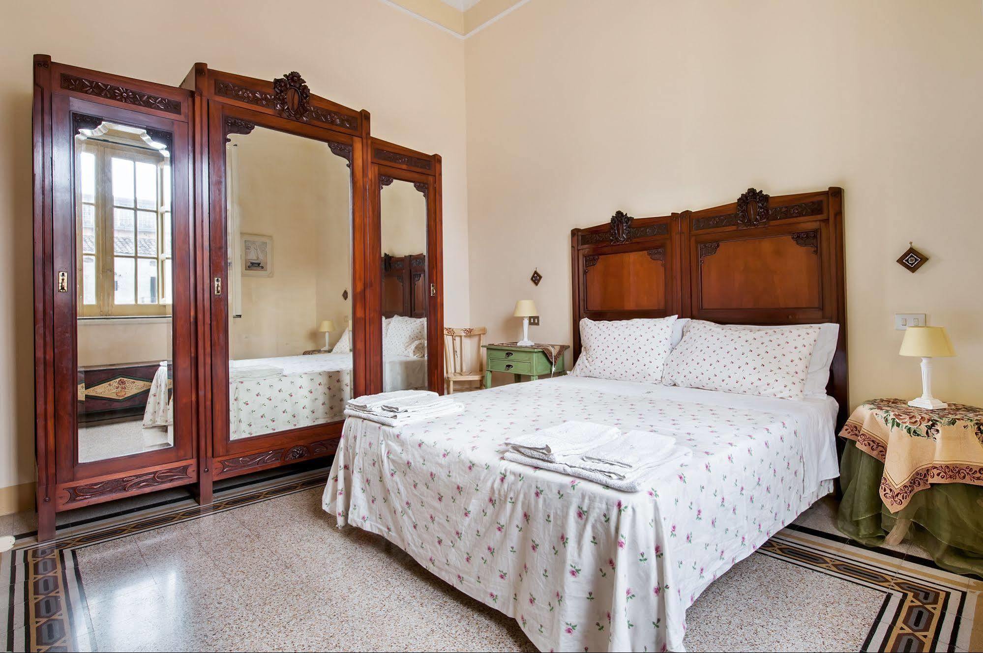 Bed and Breakfast La Casa Di Zoe - Locazioni Turistiche Palermo Exterior foto